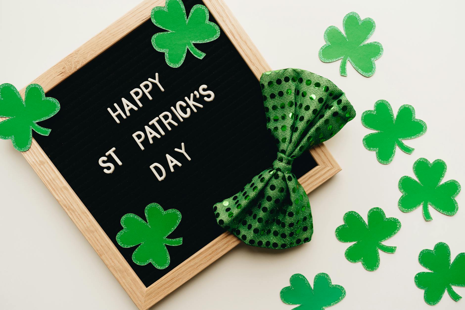 Easy St. Patrick’s Day Ideas for Parents (Simple, Fun & Low-Stress!)